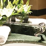 Divani Palace 5*