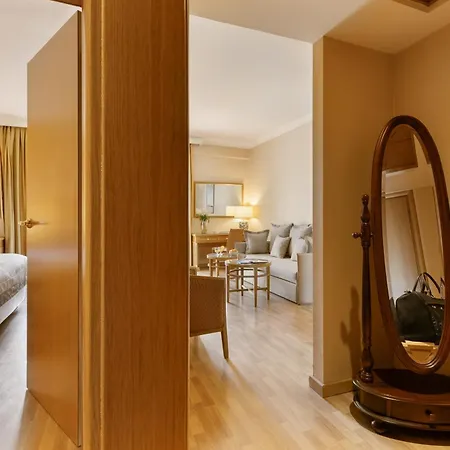 Hotel Divani Palace