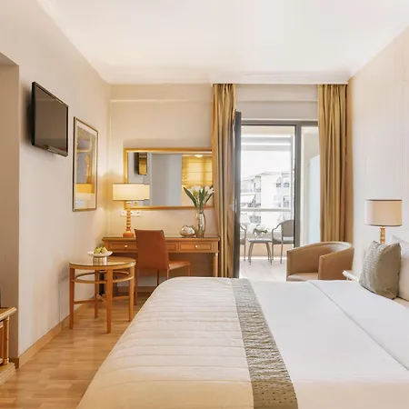 Divani Palace 5*