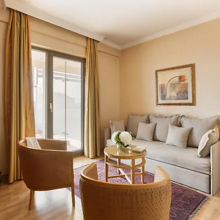 Divani Palace 5*