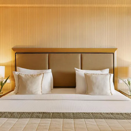 Hotel Divani Palace 5*