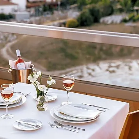 Divani Palace Hotel 5*