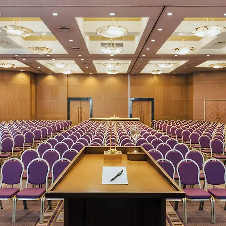 Divani Palace 5* Λάρισα