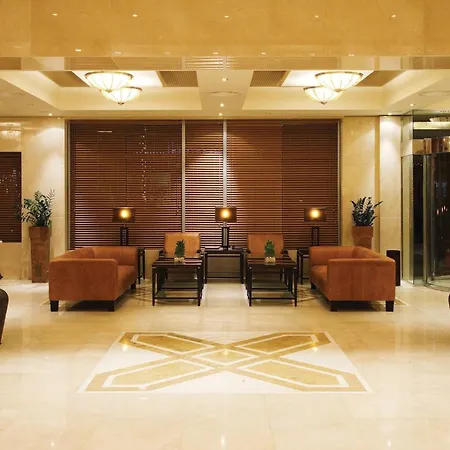 Divani Palace Hotel
