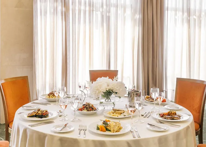 Divani Palace Hotel 5*