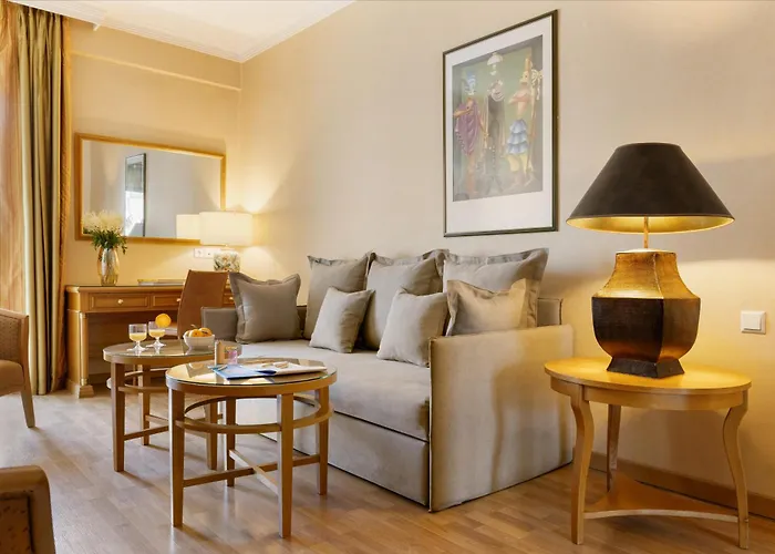 Divani Palace 5* Λάρισα