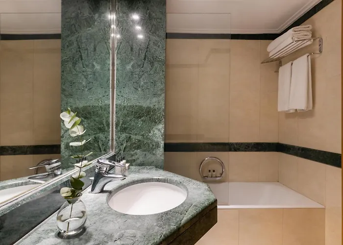 Divani Palace 5* Λάρισα