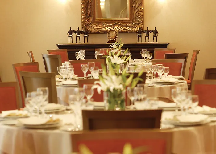 Divani Palace מלון לריסה