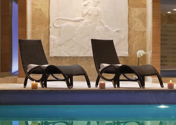 Divani Palace 5* Λάρισα